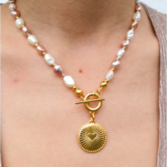 Two Mathe Pearl Necklaces: Ivy Necklace and All You Need is Love Necklace - Picture 1 of 8